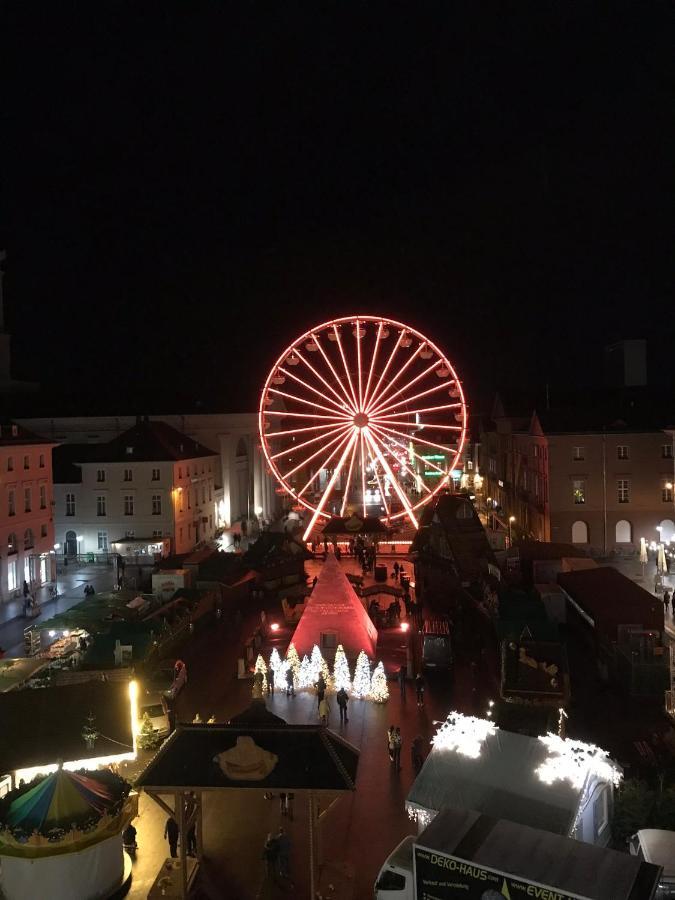 Hotel Am Markt คาร์ลสรูเฮอ ภายนอก รูปภาพ