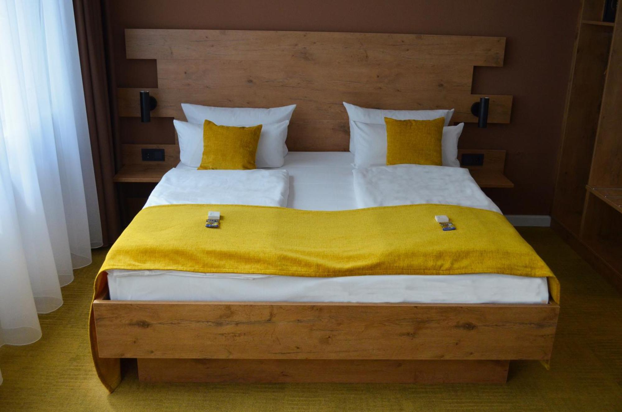 Hotel Am Markt คาร์ลสรูเฮอ ห้อง รูปภาพ