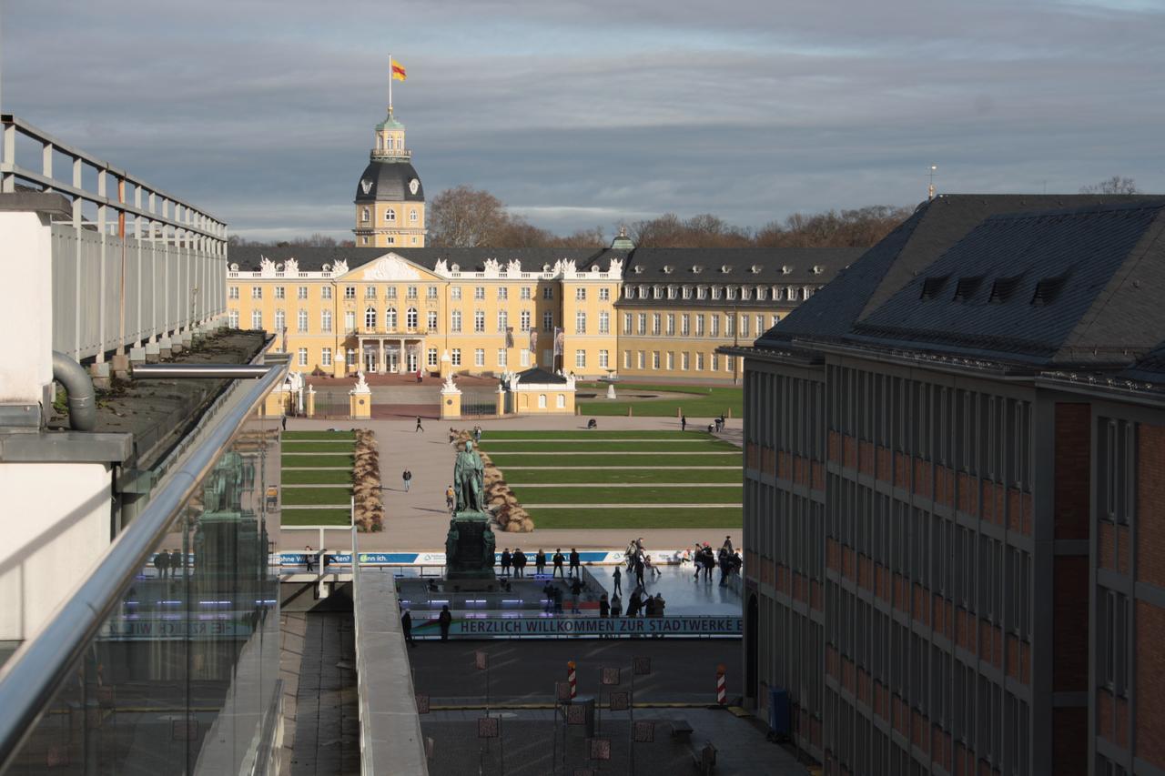 Hotel Am Markt คาร์ลสรูเฮอ ภายนอก รูปภาพ